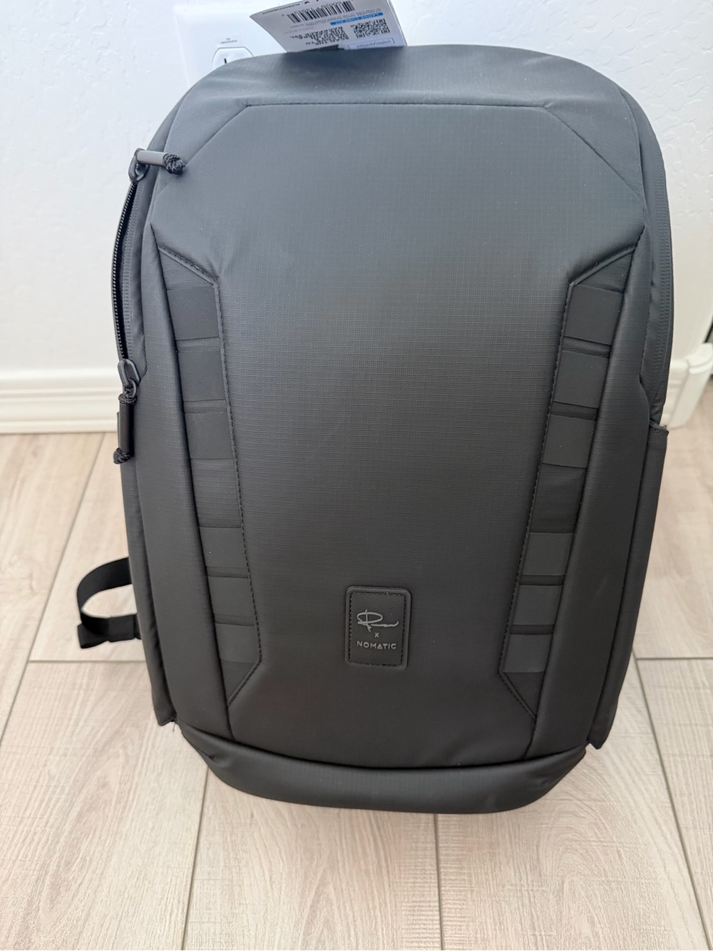 Peter McKinnon Nomatic 25L Camera Backpack - Black